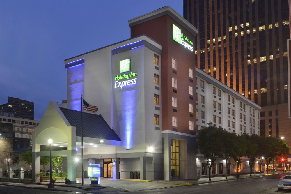 Holiday Inn Express & Suites Downtown Detroit